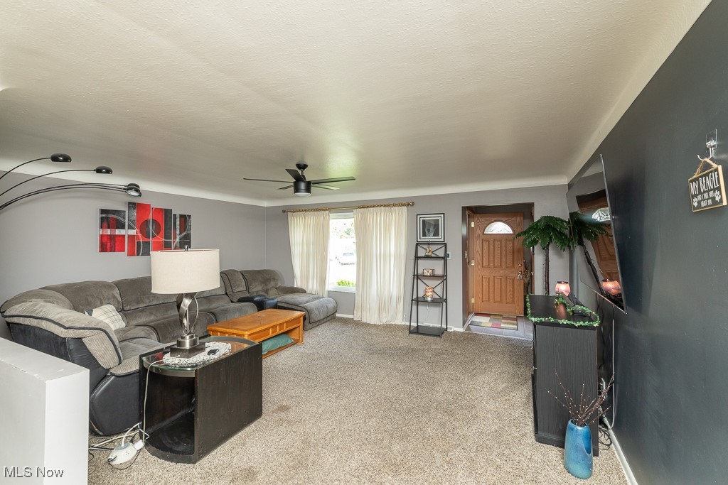8605 Banner Lane, Parma, Ohio image 5