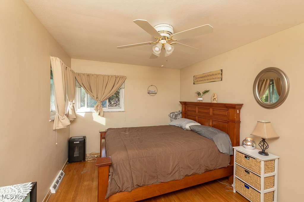 8605 Banner Lane, Parma, Ohio image 17