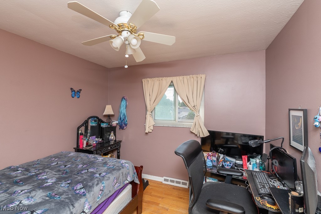 8605 Banner Lane, Parma, Ohio image 20