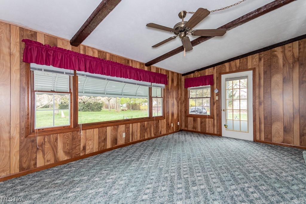 Cowles Lake - Residential