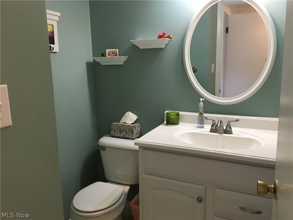 Country Club Twnhs North Condo - Residential