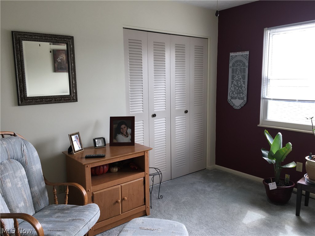 Country Club Twnhs North Condo - Residential