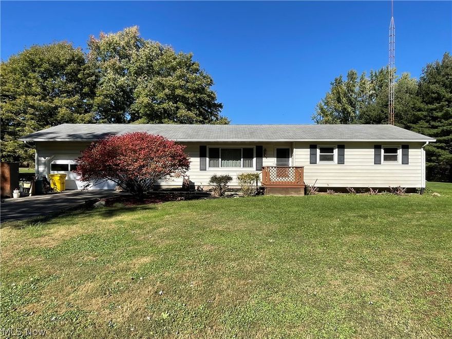 Here is a beautiful ranch that has never been on the market!! Love the feel of the country? There is lots of wildlife that will come strolling through your large backyard. Sit on your back porch in the evening and listen to the birds and the other sounds of nature. Are you an entertainer? Your family and friends will never run out of room at your next family function. Here in to see your next home before it is gone! Motivated sellers bring all offers!