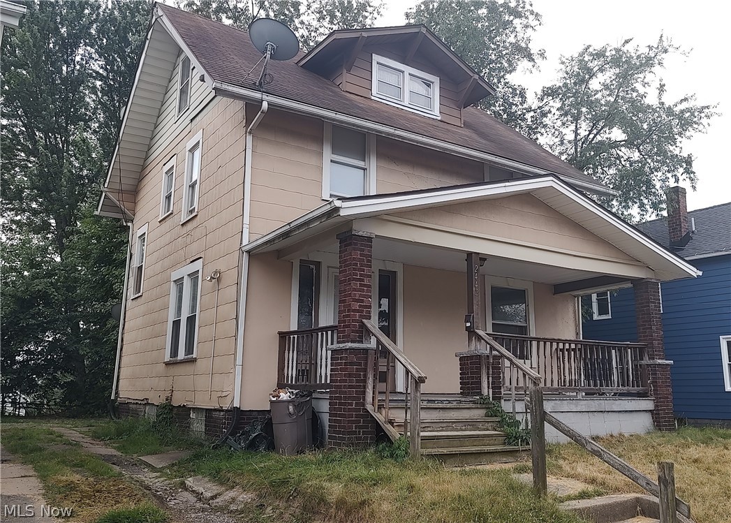Nice, clean property on a quiet street with mostly owner-occupied homes. Large kitchen. Updated bath.
To be sold as part of an 8 property package including 1383 Ivydale, 1613 16th St NE, 1417 St Elmo NE, 1520 Rowland NE, 2442 Indiana Way NE, 2500 Winfield Way NE, 1206 15th St NE, 717 12th St NW (duplex.)
Total price for package is $578,000. Annual gross $83,910. Fully rented month to month. Cap rate at current rents is an attractive 12%. Plenty of opportunity to improve properties to bring them up to market rent condition.
All properties appear to have sound foundations. Many updates including replacement windows. All units are occupied month to month.
Motivated seller. No showings before accepted contract. To be sold as-is.
Auditor indicates 3 bedrooms; but Seller states there are 4 bedrooms in this listing.