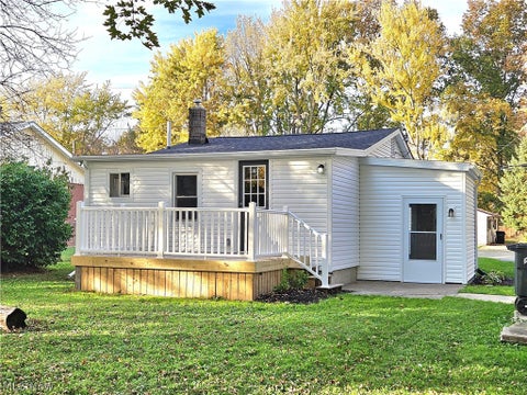 Tiny photo for 549 Case Avenue, Elyria, OH 44035 (MLS # 5256300)