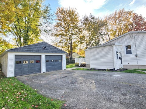 Tiny photo for 549 Case Avenue, Elyria, OH 44035 (MLS # 5256300)