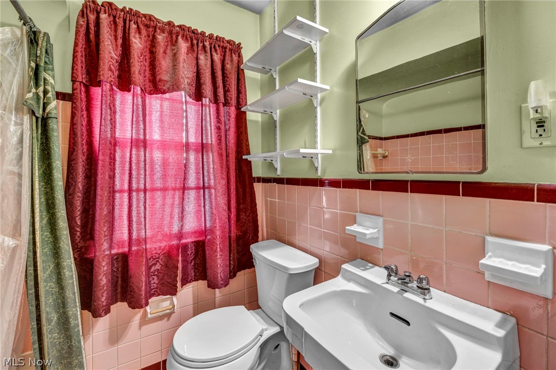 May-Fields/Belvoir Blvd S - Residential