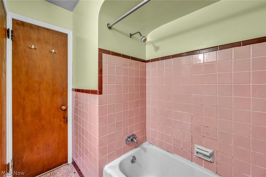 May-Fields/Belvoir Blvd S - Residential