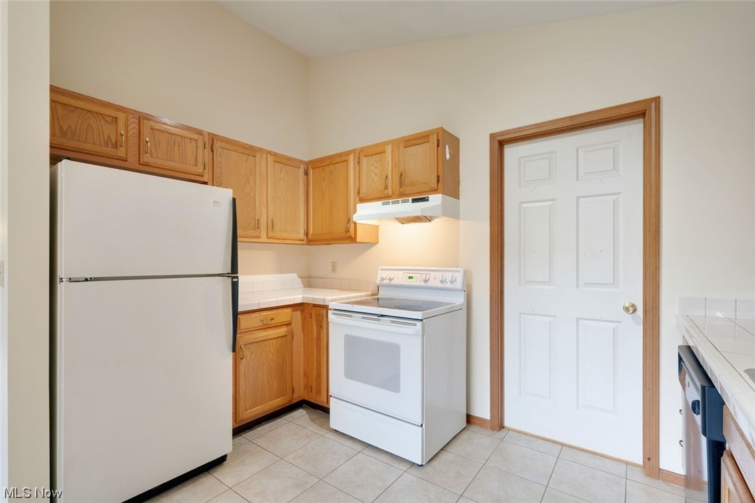 Avon Woods - Residential