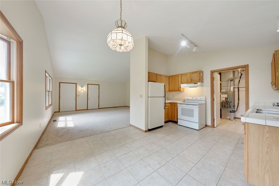 Avon Woods - Residential