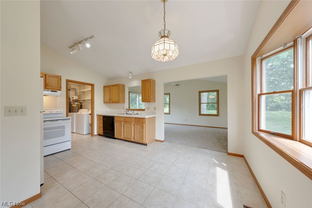 Avon Woods - Residential