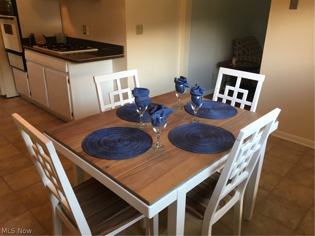 Church Hill Manor - Residential