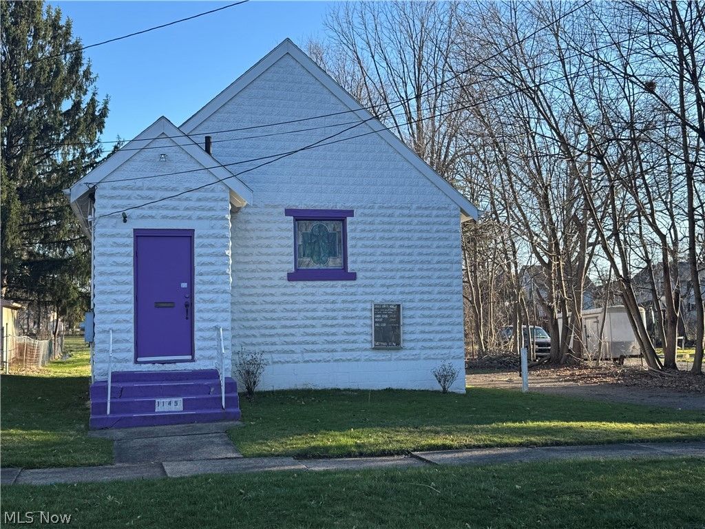 Photo of 1145 Stiles St, Warren, OH 44481 (MLS # 5197139)