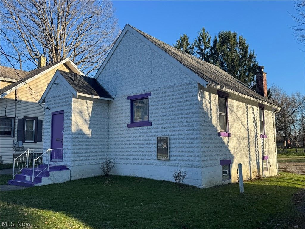 Photo of 1145 Stiles St, Warren, OH 44481 (MLS # 5197139)