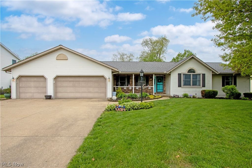 Photo of 2585 Greenbriar Lane, Wooster, OH 44691 (MLS # 5205786)