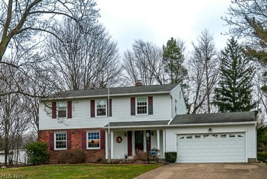 Must see!  Very well maintained  Colonial in Concord and Mentor School system.  Pride of ownership shows in this spacious 4 bedroom 2/12 bath home that has been meticulously cared for by its current owners.  Situated on a beautifully landscaped private lot on a quiet cul de sac with everstone patio off the sun room.
The eat in  kitchen was updated with hardwood floors and granite countertops.  1st floor laundry room.  Baths have also been updated including whirlpool tub and newer shower.  Updated windows.  Everstone flooring in the garage.  All appliances included.  Don't miss out!  Great location.