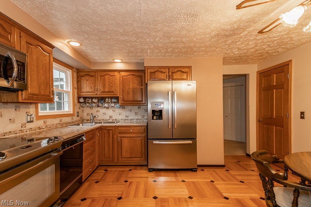 Creekview Park - Residential