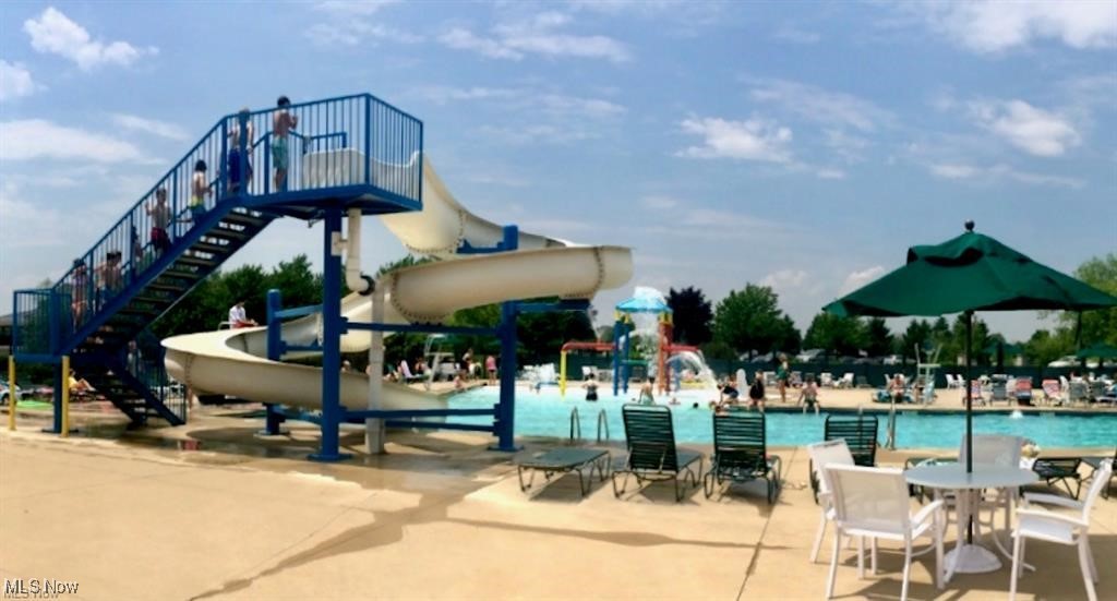 Fox Meadows - Residential