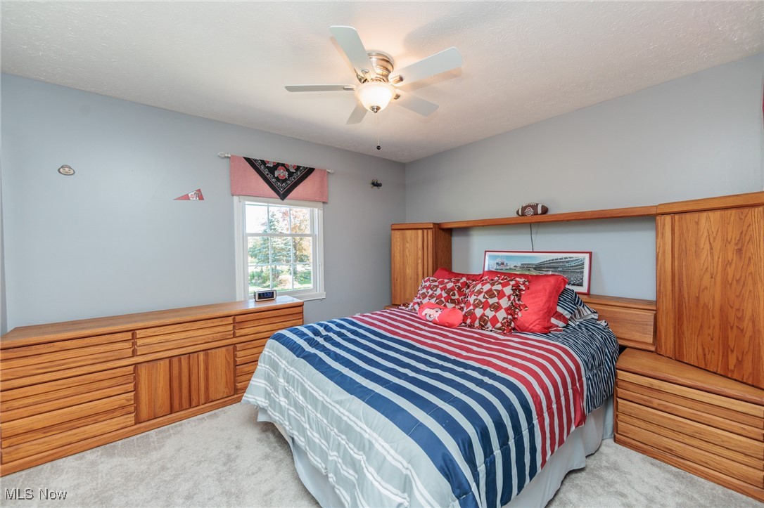 Fox Meadows - Residential