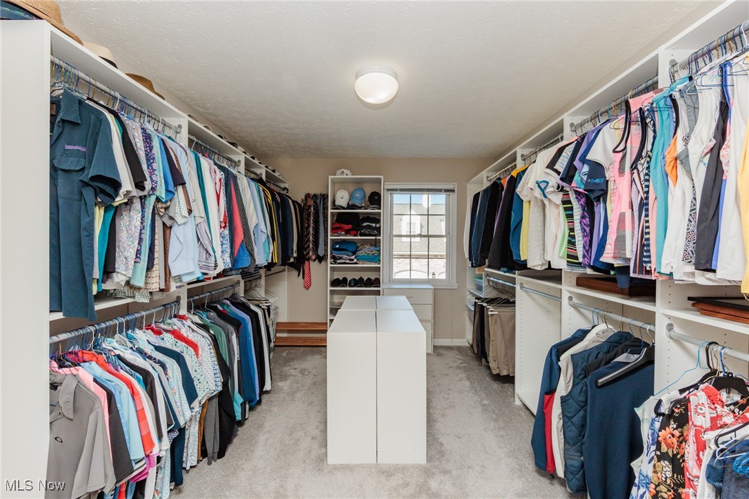 Fox Meadows - Residential