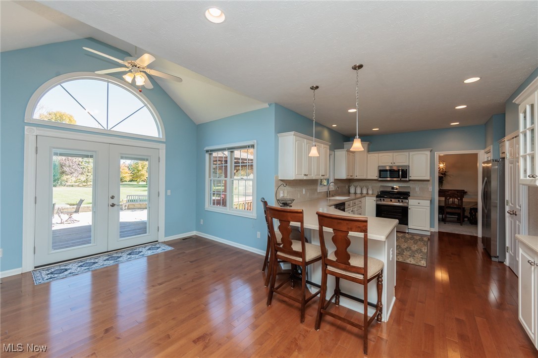 Fox Meadows - Residential