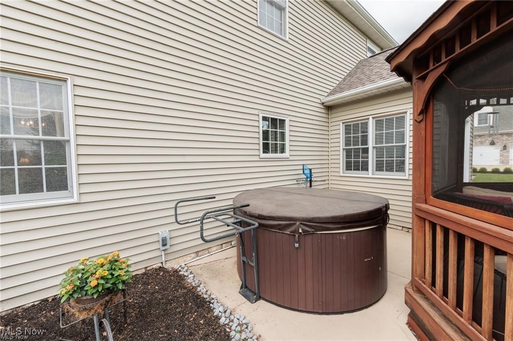 Fox Meadows - Residential