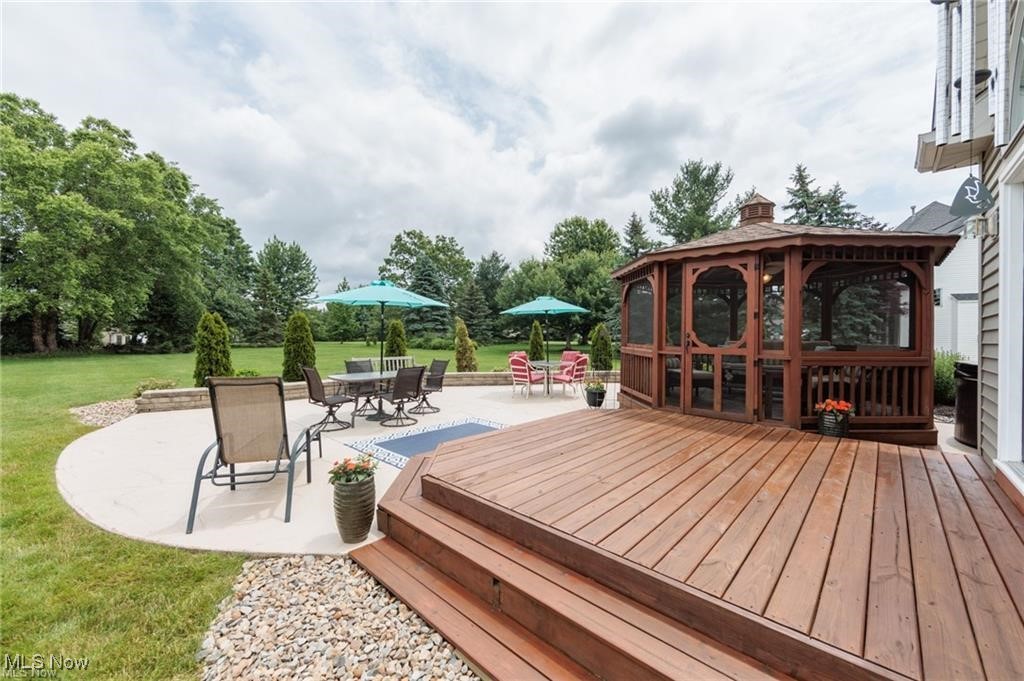 Fox Meadows - Residential