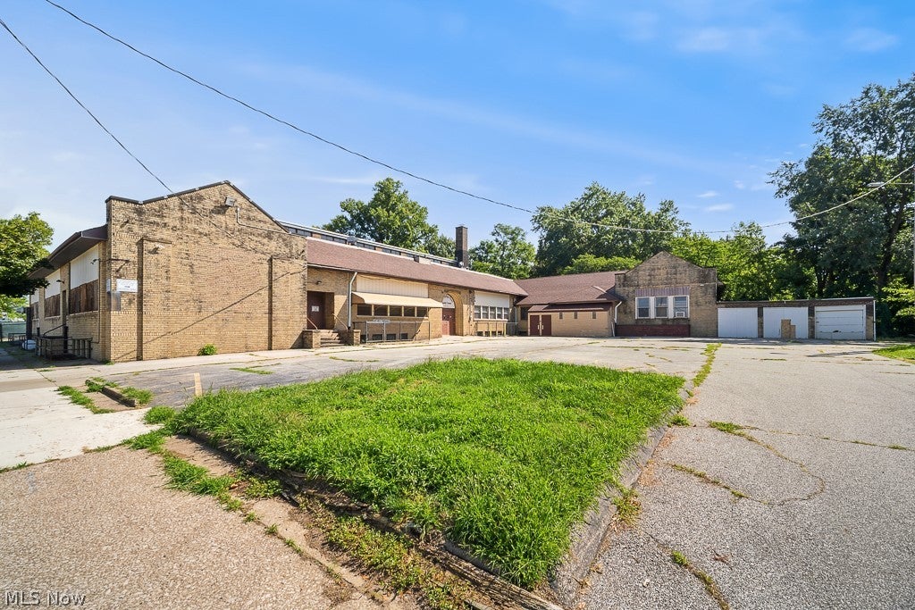 799 E 82nd Street