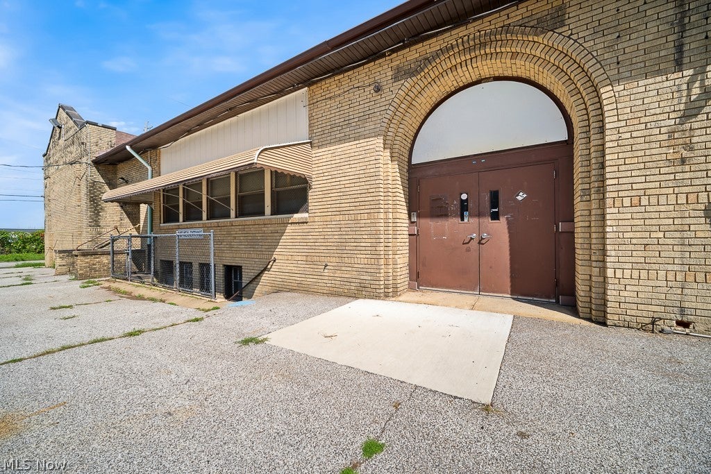 799 E 82nd Street