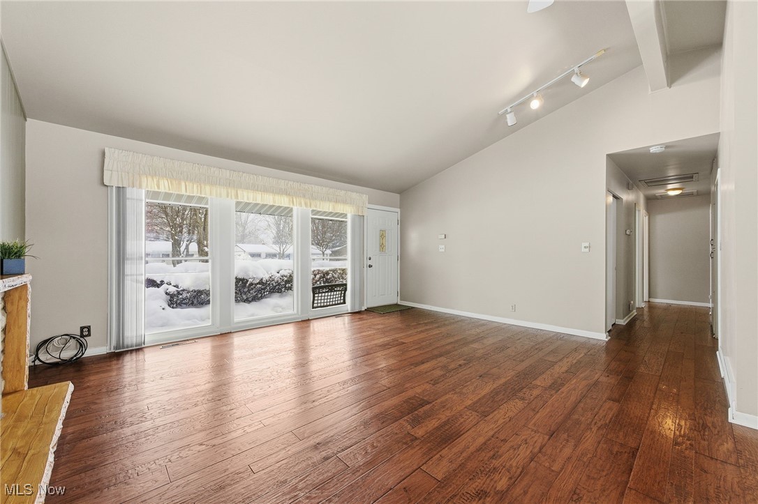 Meadow Wood - Residential