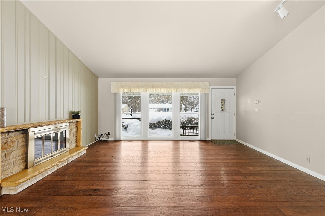 Meadow Wood - Residential