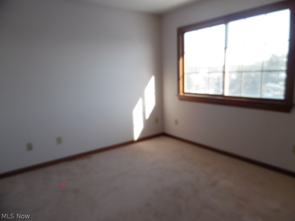 Robin Rdg Condos Ph L 50 - Residential