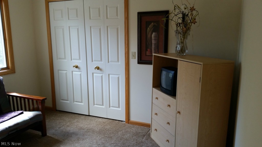 OaklawnEst RE PLAT Lot 25 All - Residential