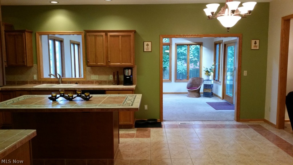 OaklawnEst RE PLAT Lot 25 All - Residential