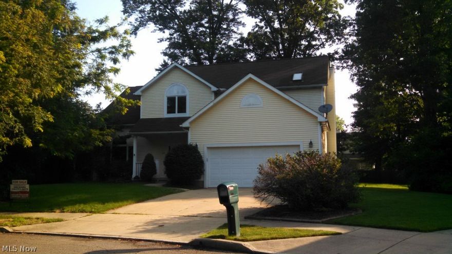 Beautiful custom built one of a kind 3 or 4 bedroom 3 full and 1 half bath Center hall Colonial. The spacious 2 story open foyer presents the welcome home feeling. Enter into the expansive kitchen that is great for entertaining, you will find ample storage, convenient brand new double oven a center island and custom ceramic tile work your friends will be envious of and views galore out into the vaulted sun room and family rooms. Upstairs the owners suite has large closets, vaulted ceilings and dual sinks in the master bathroom. Notice the loft that over looks the living room that works well as an office or a bedroom. The finished basement is quite nice with durable high end vinyl flooring and a 3rd full​​‌​​​​‌​‌​​​‌‌​​​‌‌‌​​‌​​‌‌​​​​ bath.