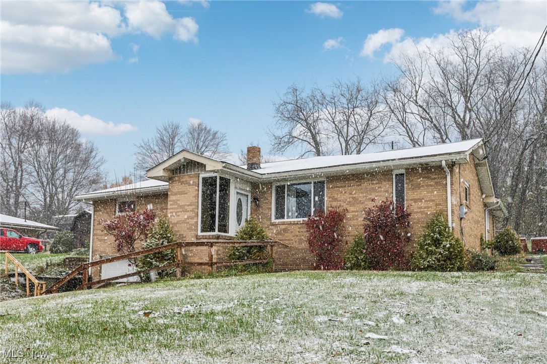 16684 Valley Drive, East Liverpool, Ohio image 3