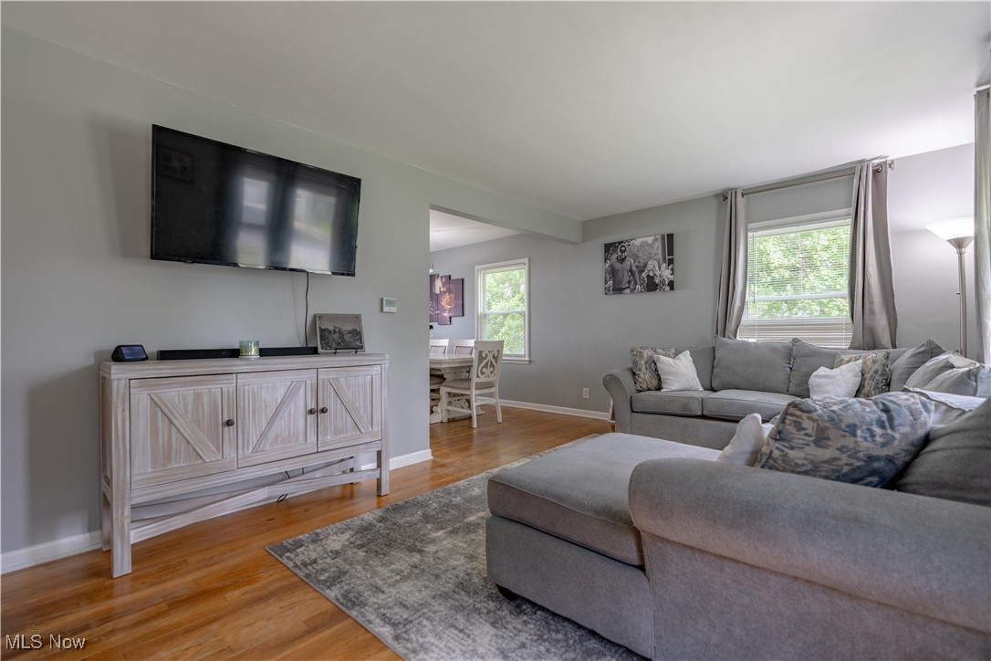 2930 Archwood Place, Cuyahoga Falls, Ohio image 2