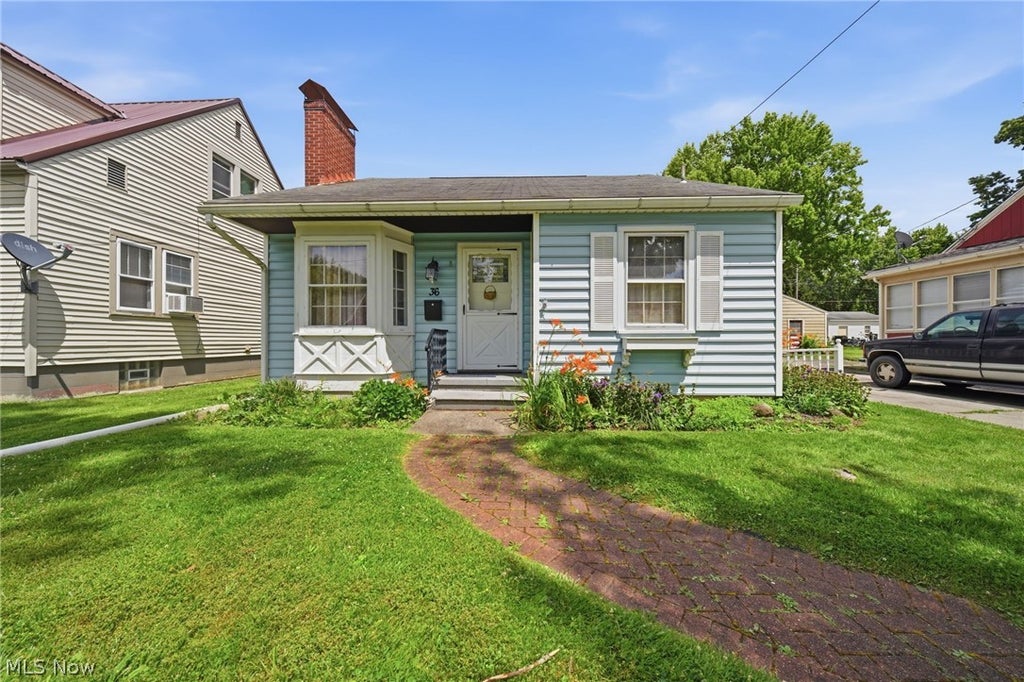 Photo of 36 N Pearl Street, Columbiana, OH 44408 (MLS # 5219655)