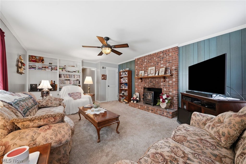 Photo of 36 N Pearl Street, Columbiana, OH 44408 (MLS # 5219655)