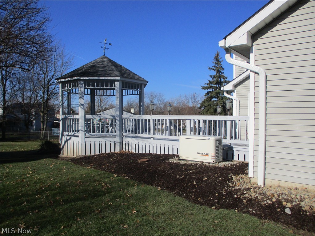 Rockefeller Estate 02-A - Residential