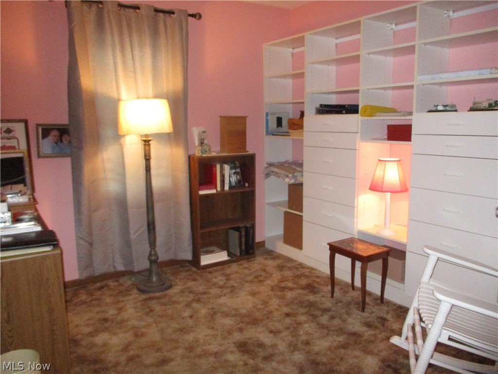 Rockefeller Estate 02-A - Residential