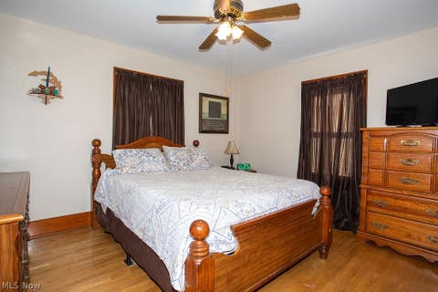 Tiny photo for 213 Como Street, Struthers, OH 44471 (MLS # 5215378)