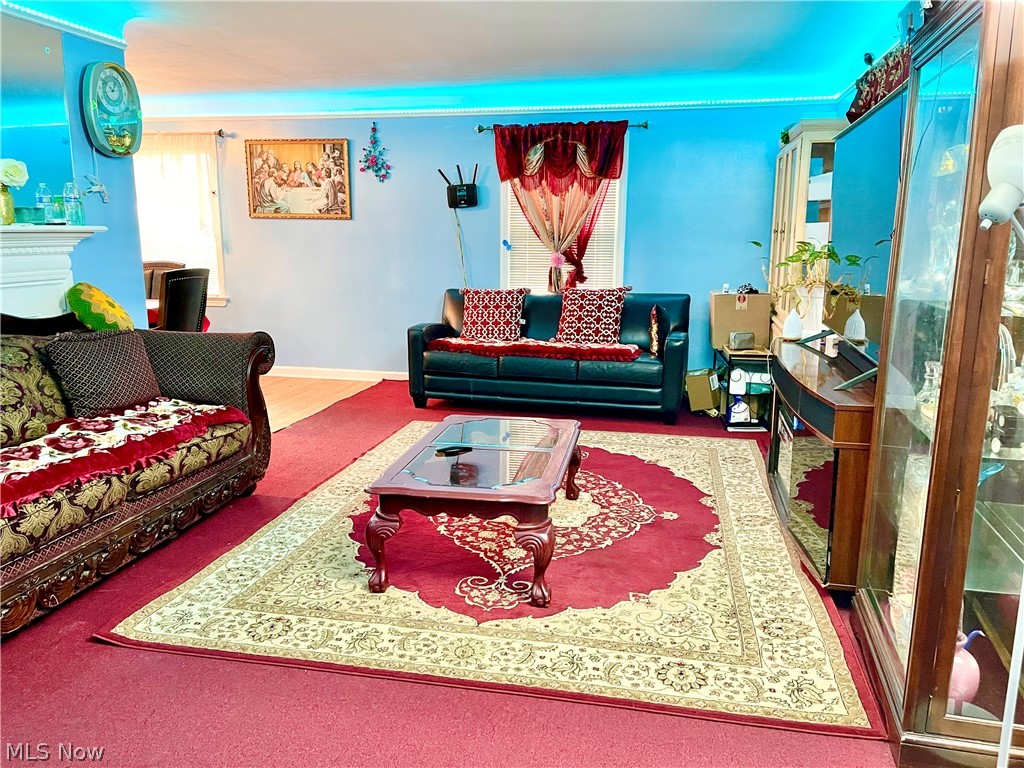 Dill Ave Sub/G Caprettas - Residential