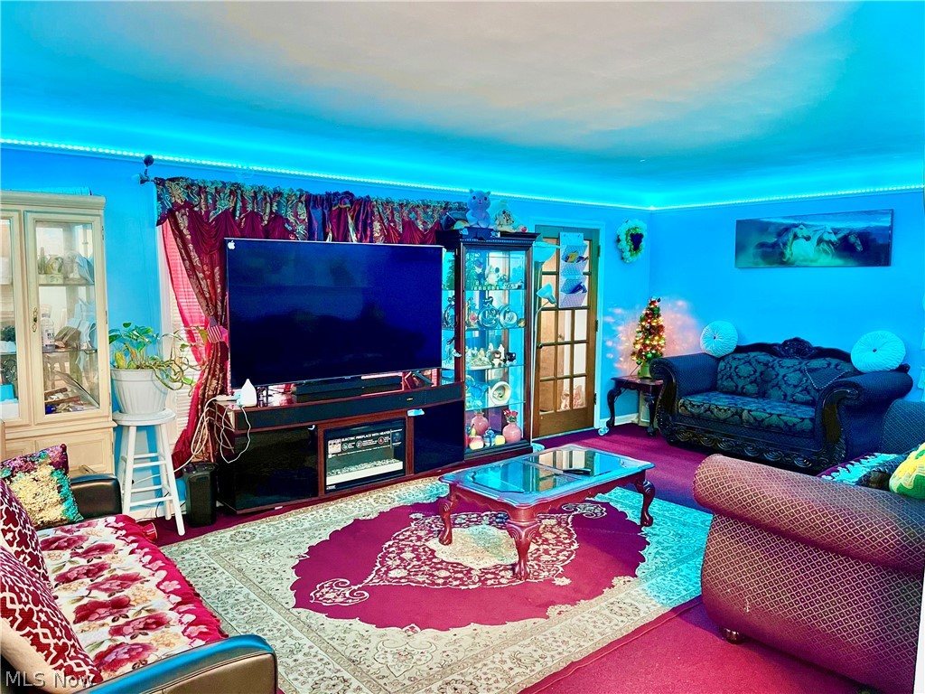 Dill Ave Sub/G Caprettas - Residential