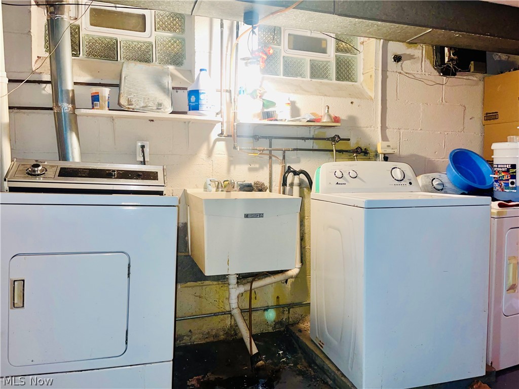 Dill Ave Sub/G Caprettas - Residential