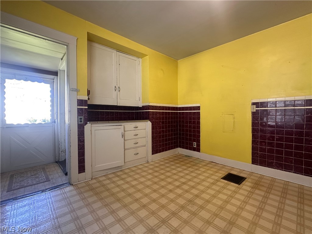 US Housing Corp - Residential