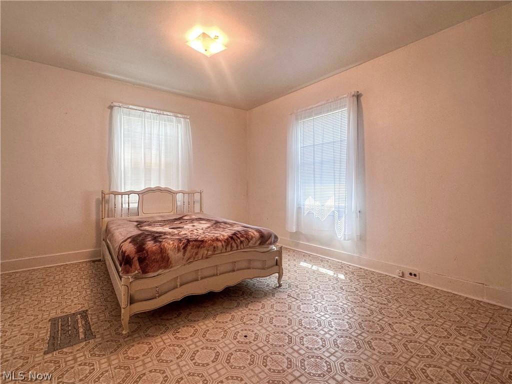 US Housing Corp - Residential