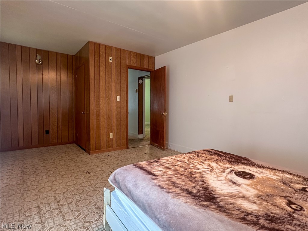 US Housing Corp - Residential