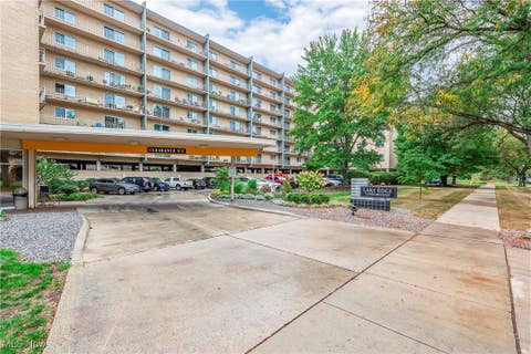Photo for 10301 Lake Avenue 421