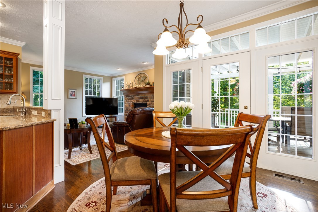 242 Meadow Oaks Trail, Medina, Ohio image 12